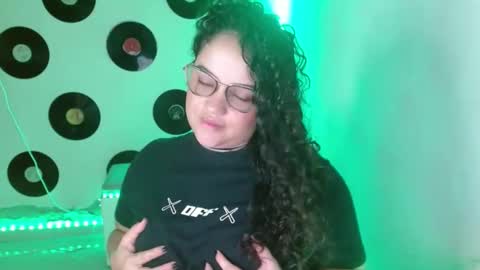 Snapshot of malorymorgantt chatting on February 7, 2025, 9:48 pm MI INSTAGRAM soy glory01 online show from February 7, 2025, 9:48 pm