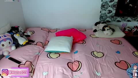   online show from October 10, 2025, 12:04 pm