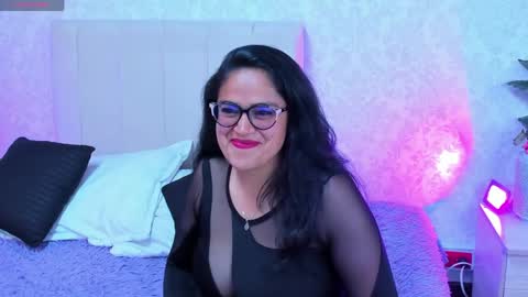 Milu online show from April 3, 2026, 3:37 am