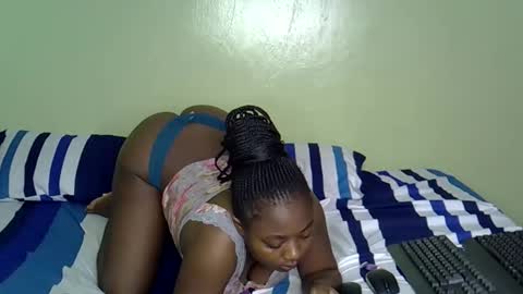 mama_pussie online show from March 31, 2026, 3:19 am