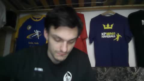 mamamia1789 online show from February 13, 2026, 9:27 am