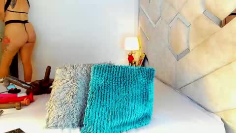 Snapshot of mami_soto chatting on May 18, 2026, 11:10 pm mami_soto online show from May 18, 2026, 11:10 pm