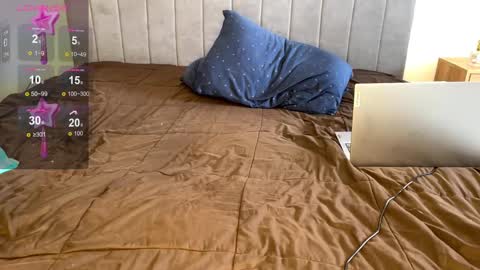 Snapshot of mammyboss11 chatting on February 20, 2025, 9:44 am Caroline online show from February 20, 2025, 9:44 am