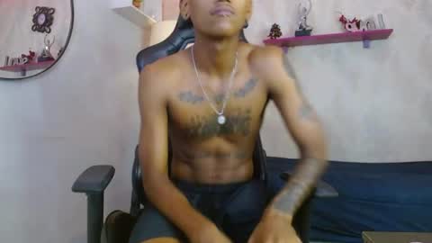 man_san11 online show from October 14, 2025, 4:19 pm