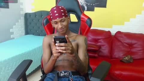 man_san11 online show from November 8, 2025, 3:01 pm