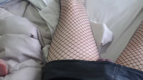 Snapshot of manclitpatsy chatting on December 20, 2024, 4:25 pm .. .. online show from December 20, 2024, 4:25 pm