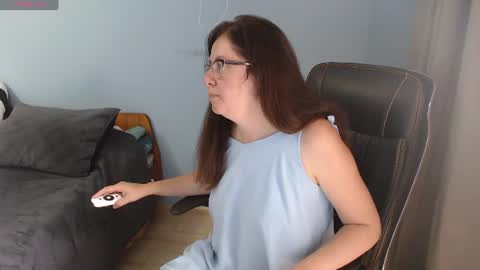 mandarinka28 online show from July 14, 2026, 7:57 am