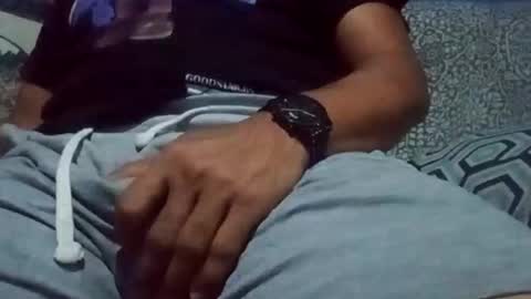 mandrilo7379 online show from February 20, 2026, 5:26 am