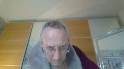 mangomann online show from April 14, 2026, 9:15 am