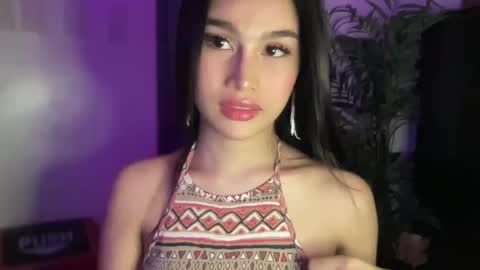 monika online show from December 9, 2024, 3:54 pm