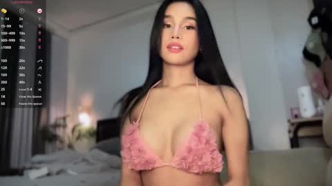 monika online show from January 9, 2026, 7:44 am