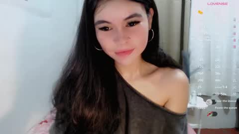 manilynforyou online show from November 7, 2025, 12:10 am