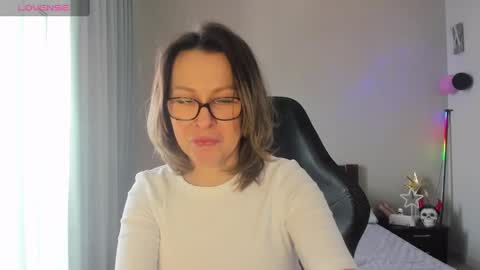 Snapshot of mankamm chatting on March 10, 2025, 8:48 am Nika online show from March 10, 2025, 8:48 am