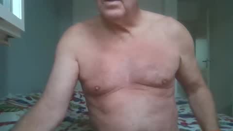 manngrossbite online show from June 3, 2026, 7:55 am