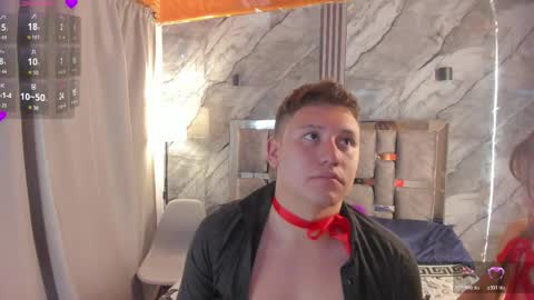 Snapshot of manson_and_zoe chatting on April 6, 2026, 11:33 am Manson and Zoe online show from April 6, 2026, 11:33 am