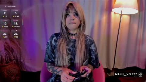 Snapshot of manu_nyx chatting on June 7, 2026, 7:34 am manu velezz Help me to get to 100 thumbs ups Tip 25tks Rate me online show from June 7, 2026, 7:34 am