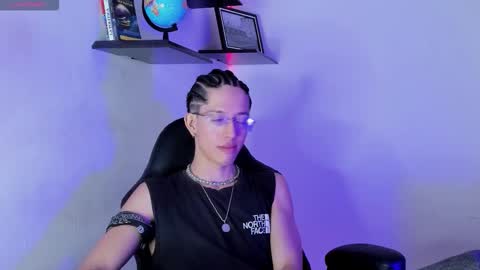 Snapshot of manu_vera8 chatting on November 8, 2025, 2:23 am Manuel online show from November 8, 2025, 2:23 am