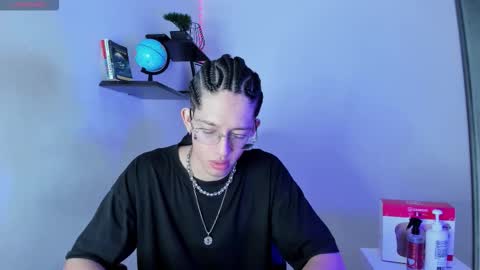 Snapshot of manu_vera8 chatting on November 11, 2025, 3:06 am Manuel online show from November 11, 2025, 3:06 am