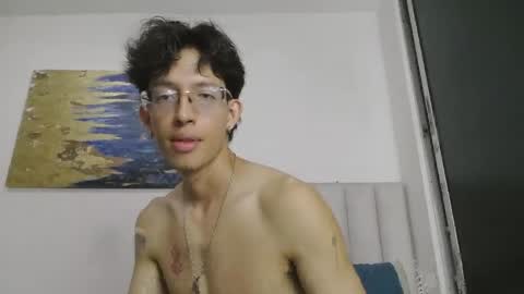 Manuel online show from April 2, 2026, 11:35 pm