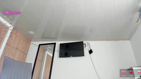 manucute 23  online show from December 19, 2024, 5:40 pm