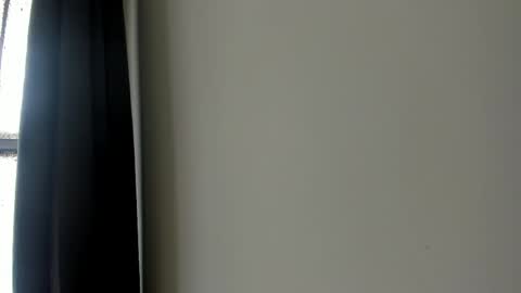 Manuela Miller           online show from April 17, 2026, 9:40 pm