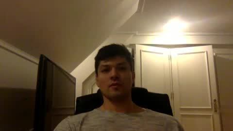 manuelgasdcon online show from September 9, 2025, 2:44 am