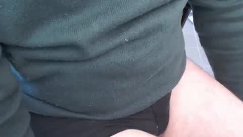 manuherb84 online show from October 21, 2025, 2:29 pm