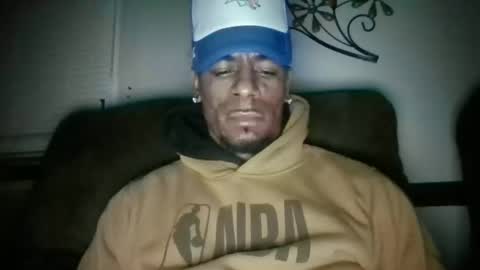 Snapshot of manwiththeplan337 chatting on March 17, 2026, 9:01 am manwiththeplan337 online show from March 17, 2026, 9:01 am