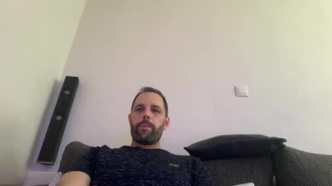 Snapshot of manynaaamess chatting on October 14, 2025, 10:27 am manynaaamess online show from October 14, 2025, 10:27 am