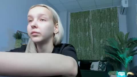 Maoqi online show from April 14, 2026, 5:35 am