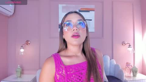 Snapshot of mara_brooks chatting on February 19, 2025, 6:21 pm Mara online show from February 19, 2025, 6:21 pm