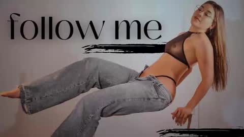 Snapshot of mara_brooks chatting on February 28, 2025, 10:06 pm Mara online show from February 28, 2025, 10:06 pm