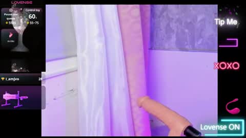 Snapshot of mara_friendboy chatting on January 19, 2025, 11:21 pm Mara online show from January 19, 2025, 11:21 pm