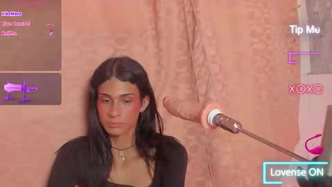 Snapshot of mara_friendboy chatting on February 26, 2025, 8:44 pm Mara online show from February 26, 2025, 8:44 pm