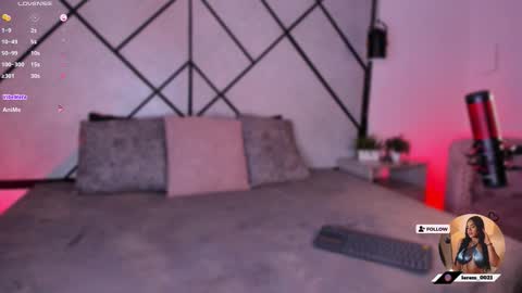 Snapshot of mara_martinez chatting on September 17, 2025, 4:47 am     online show from September 17, 2025, 4:47 am