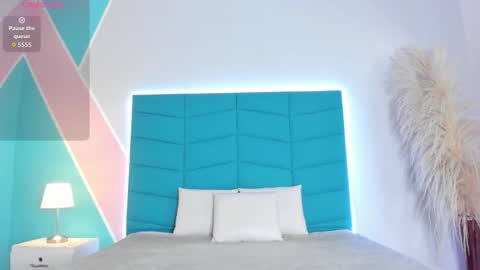 mara_winters_ online show from February 8, 2026, 12:08 pm