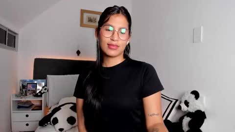 Snapshot of maragirl chatting on March 12, 2026, 2:50 am Mara online show from March 12, 2026, 2:50 am