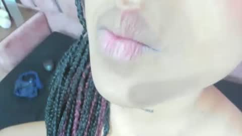 Marakarly online show from November 10, 2025, 9:47 pm