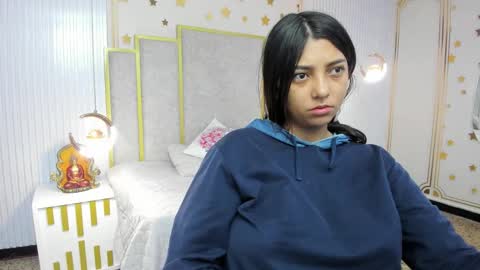 Maraluna online show from November 30, 2025, 11:03 am