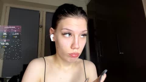 Snapshot of marandawerling chatting on September 19, 2025, 8:20 pm Elizaveta online show from September 19, 2025, 8:20 pm