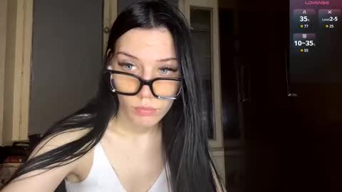 Snapshot of marandawerling chatting on September 28, 2025, 6:02 pm Elizaveta online show from September 28, 2025, 6:02 pm