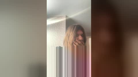 Snapshot of maratraher chatting on February 15, 2026, 12:14 pm maratraher online show from February 15, 2026, 12:14 pm