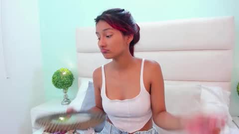 Snapshot of maray_lous chatting on February 19, 2026, 8:05 pm Maray Lous online show from February 19, 2026, 8:05 pm