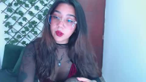 Snapshot of marce_bunny chatting on October 21, 2025, 6:41 pm Marcela  online show from October 21, 2025, 6:41 pm