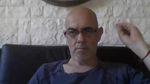 marcekir online show from January 3, 2025, 7:39 pm