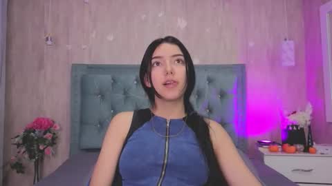 Marcela online show from November 20, 2025, 9:36 pm