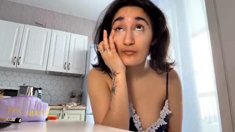 Kylie online show from February 28, 2026, 8:59 am