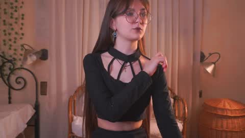 Eva online show from April 20, 2026, 2:20 pm