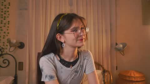 Eva online show from April 22, 2026, 2:29 pm
