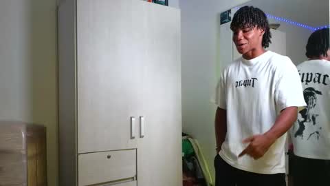 Snapshot of marcelo_dosantos77 chatting on February 5, 2026, 1:38 pm MARCELO online show from February 5, 2026, 1:38 pm